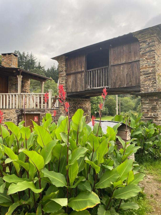 Casas Rurales Tareira En Taramundi Exterior foto